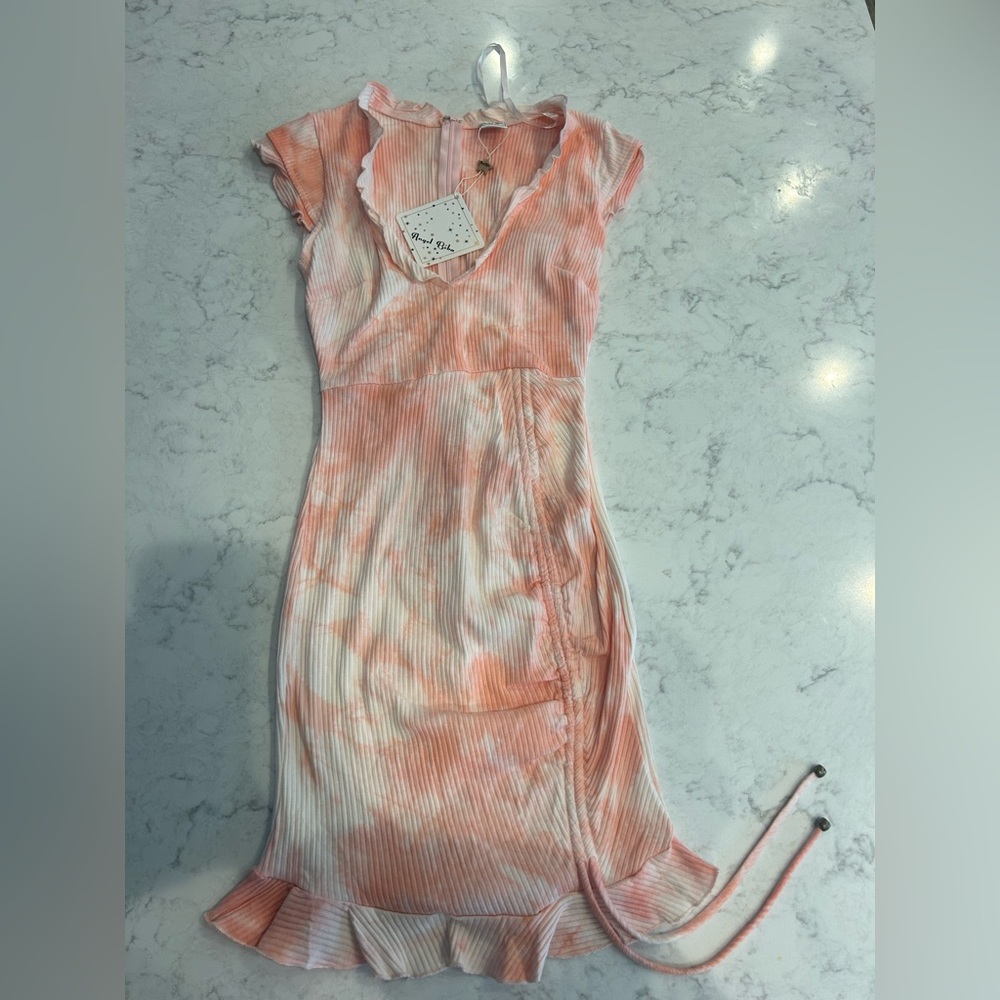 Never worn tags on! Selfie Leslie “Angel Biba” Dress